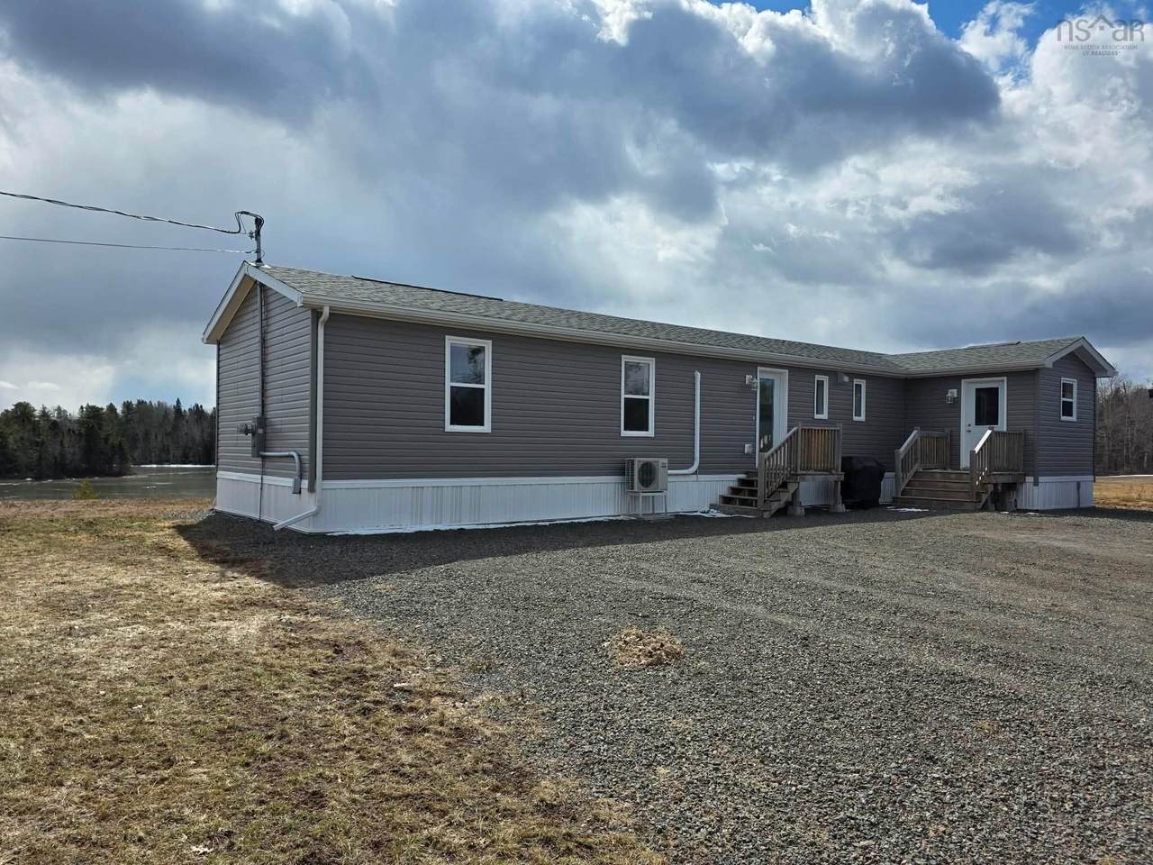 https://bt-photos.global.ssl.fastly.net/novascotia/1280_boomver_1_202605849-2.jpg