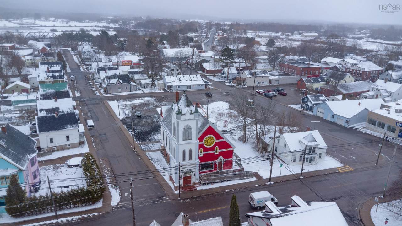 https://bt-photos.global.ssl.fastly.net/novascotia/1280_boomver_1_202605967-2.jpg
