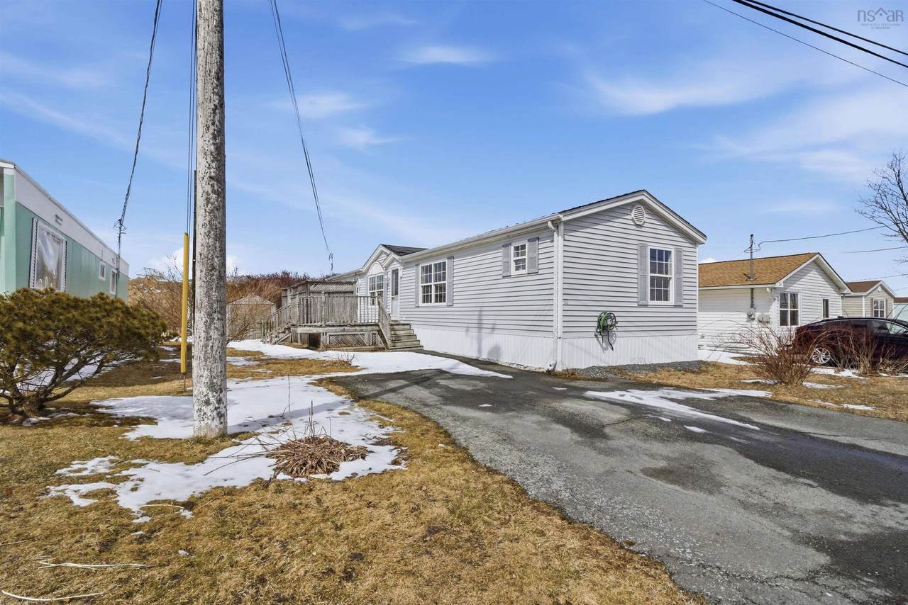 32 Pine Street - Photo 1