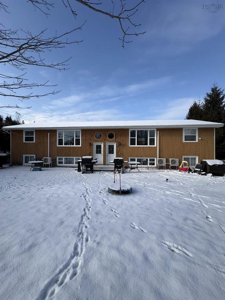 5 Mitchell Drive - Photo 1