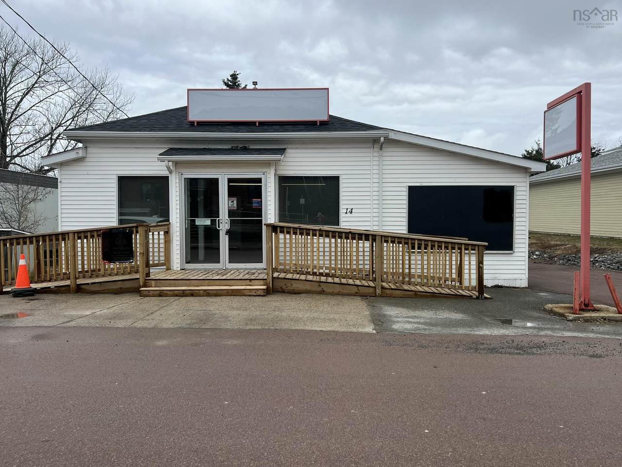 https://bt-photos.global.ssl.fastly.net/novascotia/1280_boomver_1_202606614-2.jpg