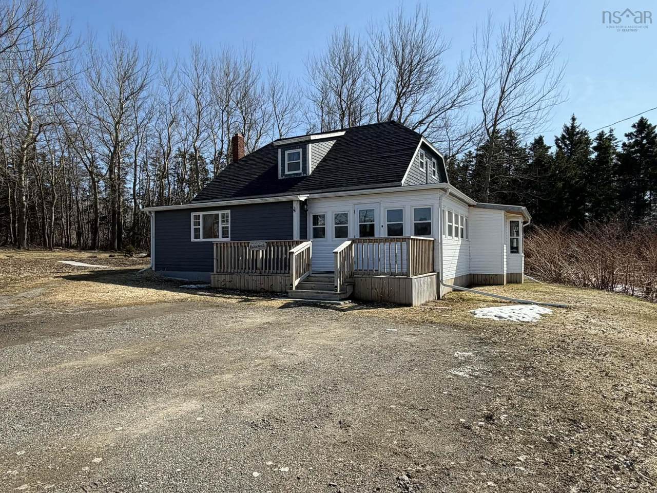 126 Pembroke Road - Photo 1