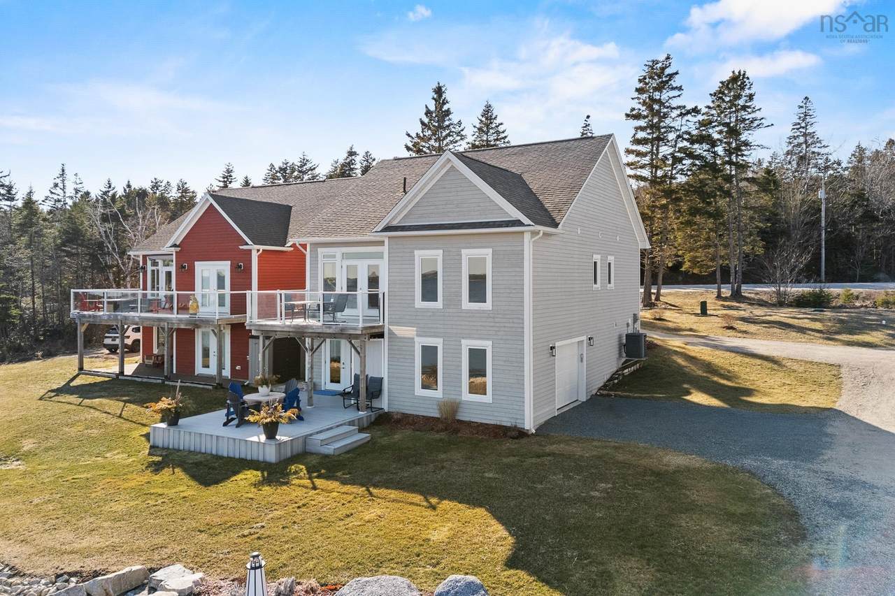 https://bt-photos.global.ssl.fastly.net/novascotia/1280_boomver_1_202607695-2.jpg