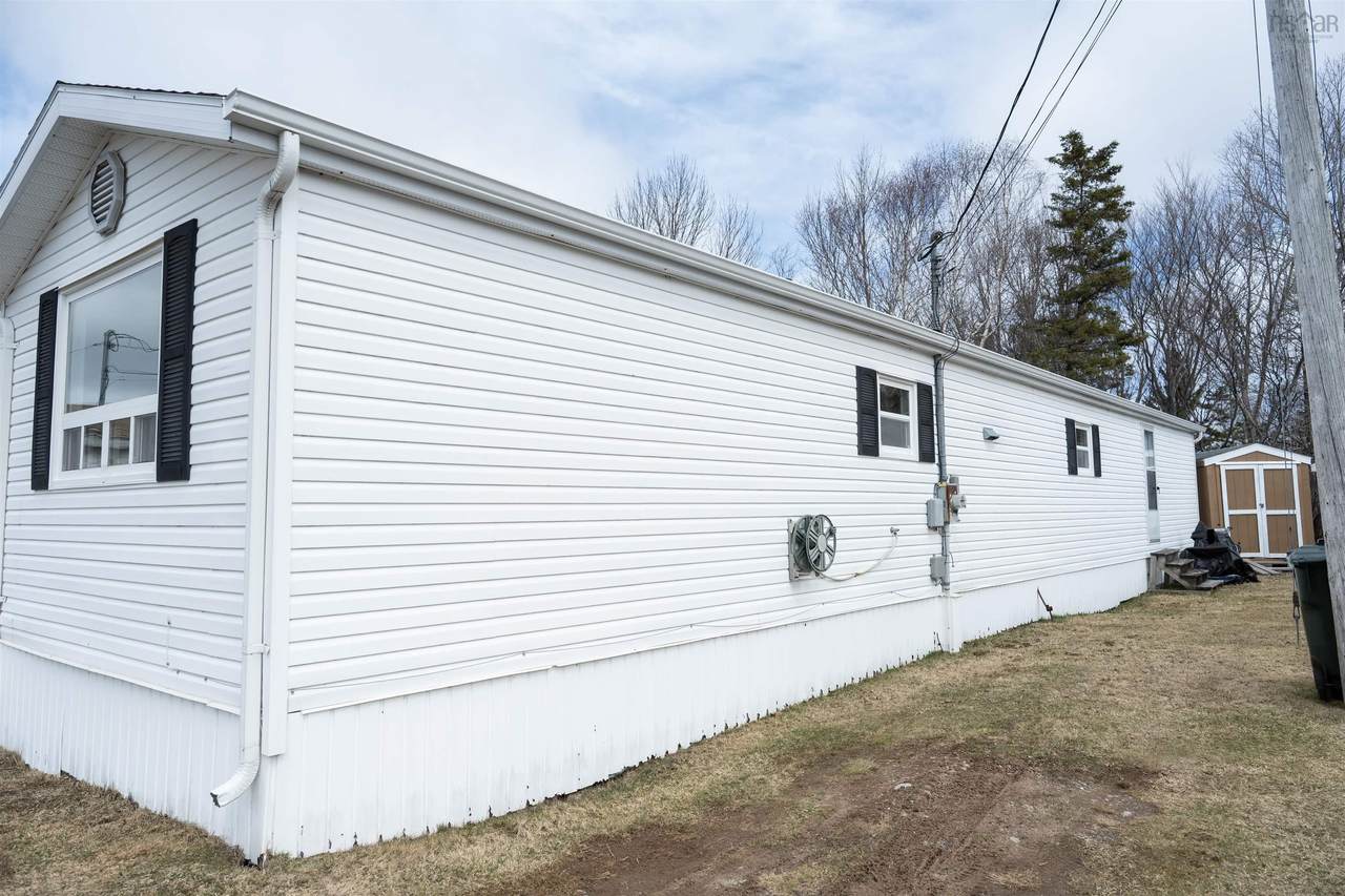 https://bt-photos.global.ssl.fastly.net/novascotia/1280_boomver_1_202607978-2.jpg