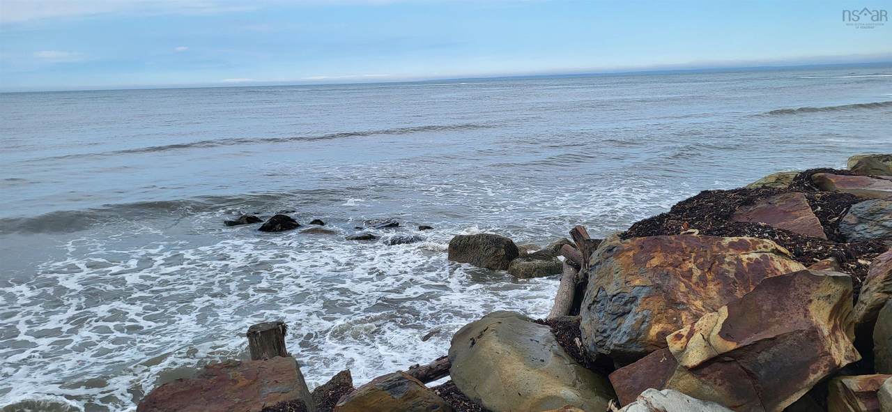 https://bt-photos.global.ssl.fastly.net/novascotia/1280_boomver_1_202607988-2.jpg