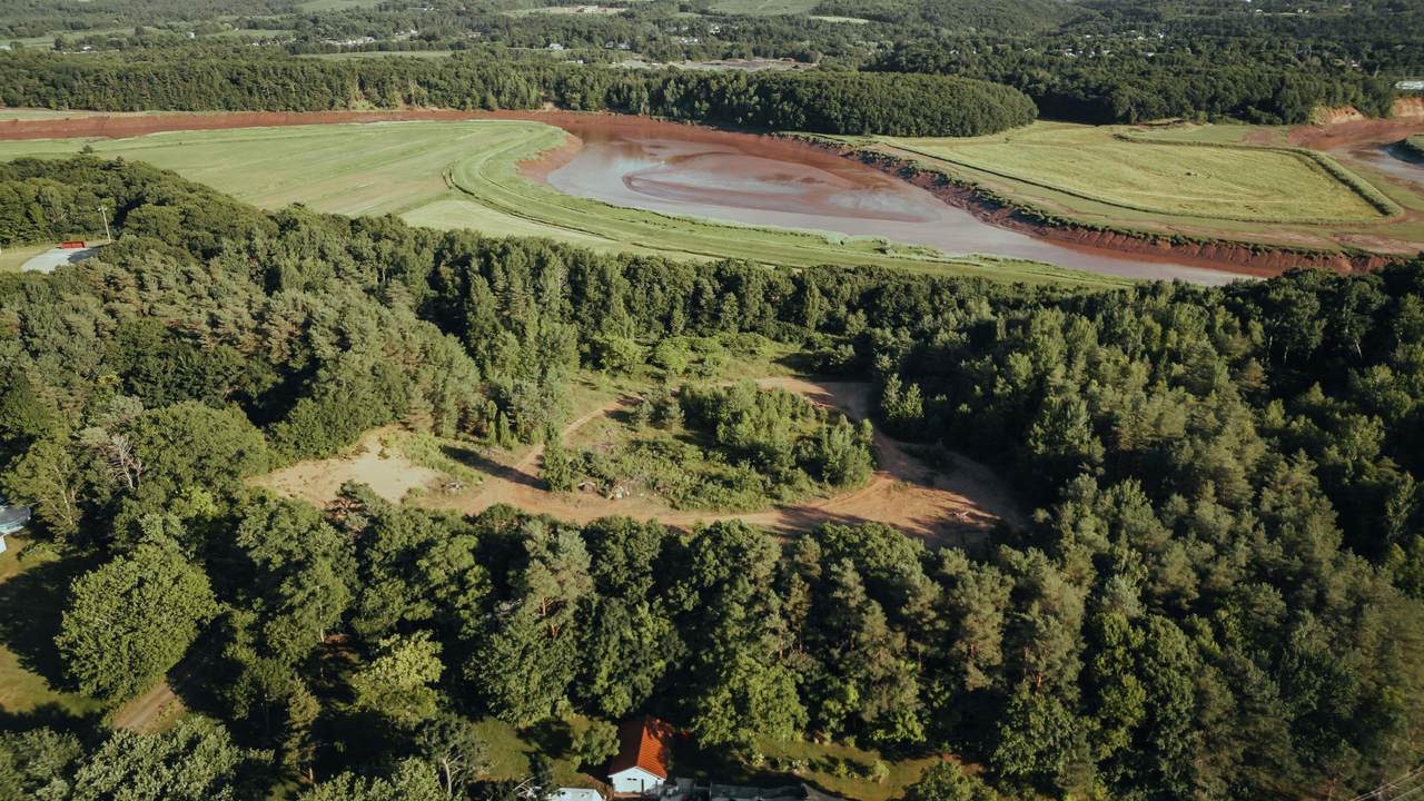 https://bt-photos.global.ssl.fastly.net/novascotia/1280_boomver_1_202608046-2.jpg