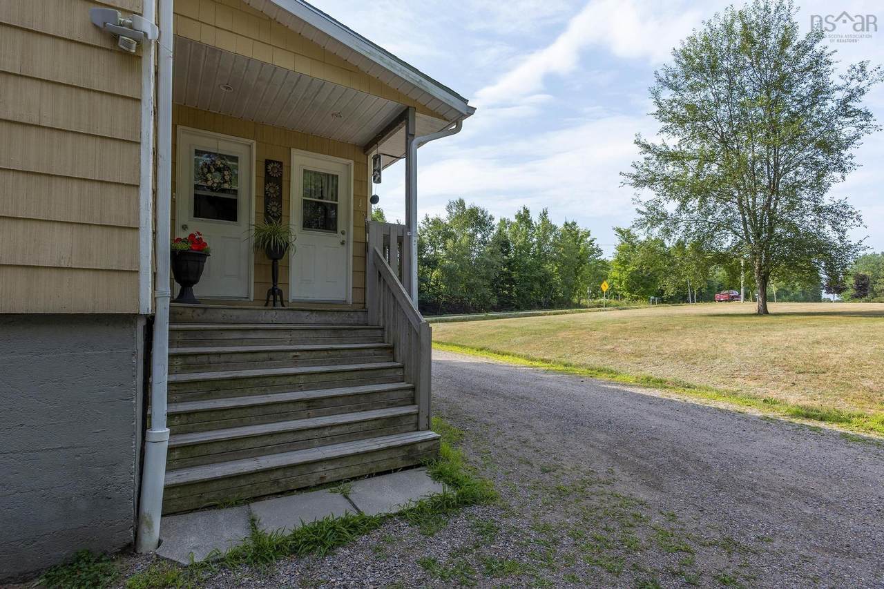 https://bt-photos.global.ssl.fastly.net/novascotia/1280_boomver_1_202608049-2.jpg