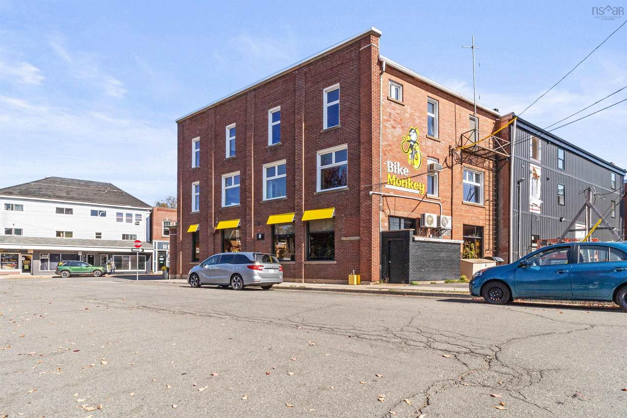 https://bt-photos.global.ssl.fastly.net/novascotia/1280_boomver_1_202608144-2.jpg