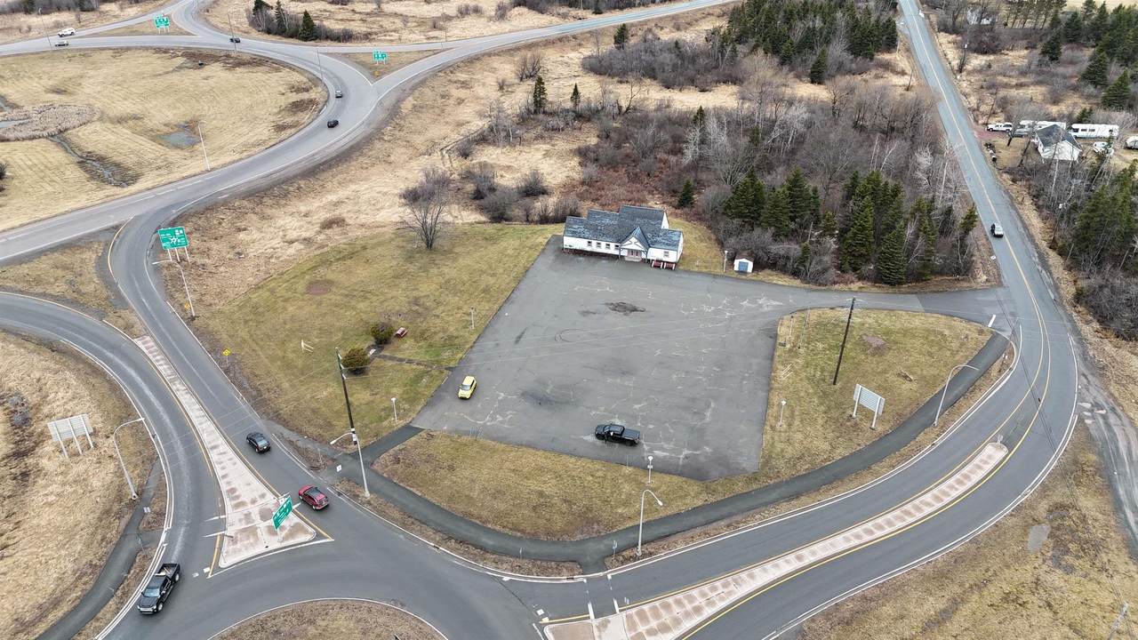49 Pine Tree Road - Photo 1