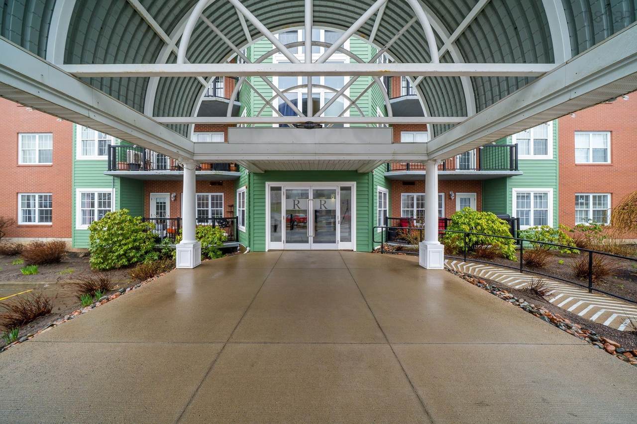 116 Larry Uteck Boulevard - Photo 1