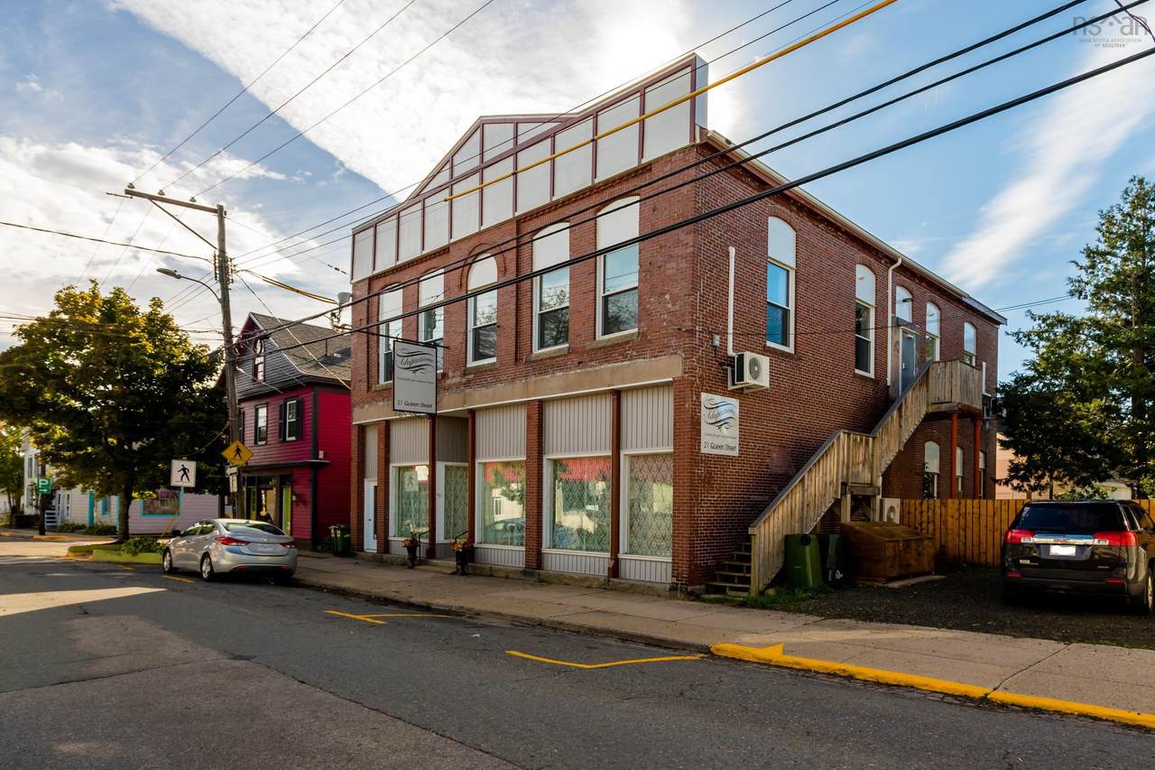 21 Queen Street - Photo 1