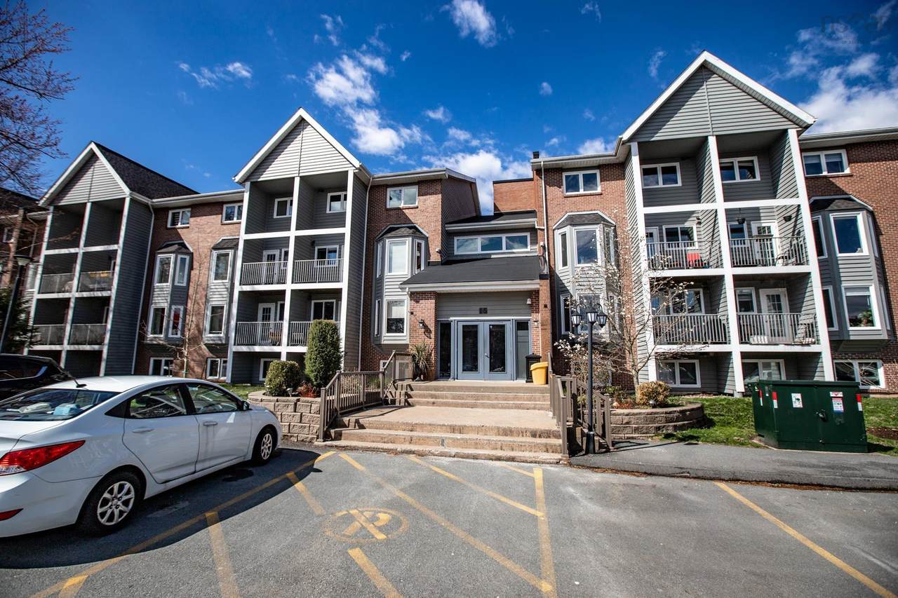 15 Knightsridge Drive, Halifax, Ns Drive - Photo 1