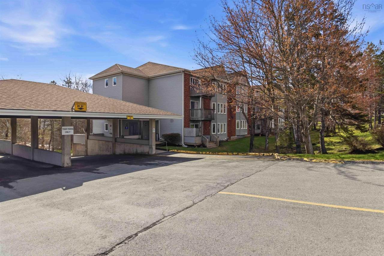7 Forest Hills Parkway - Photo 1