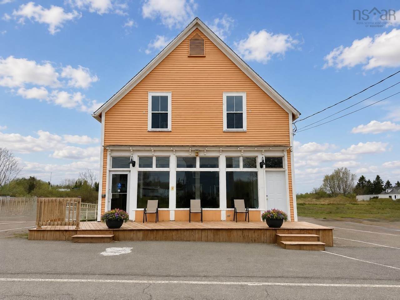 152 Main Street - Photo 1
