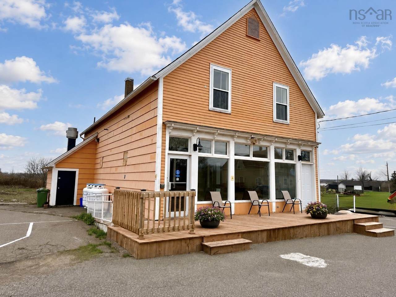 https://bt-photos.global.ssl.fastly.net/novascotia/1280_boomver_1_202611382-2.jpg