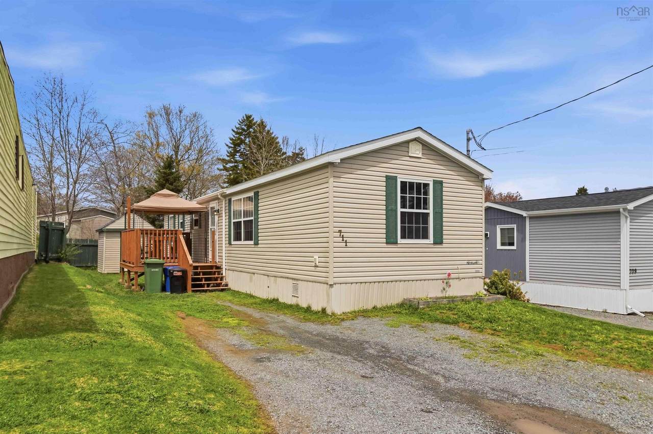 711 Fern Drive - Photo 1