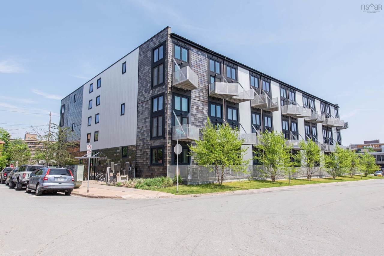 5662 Roberts Street - Photo 1