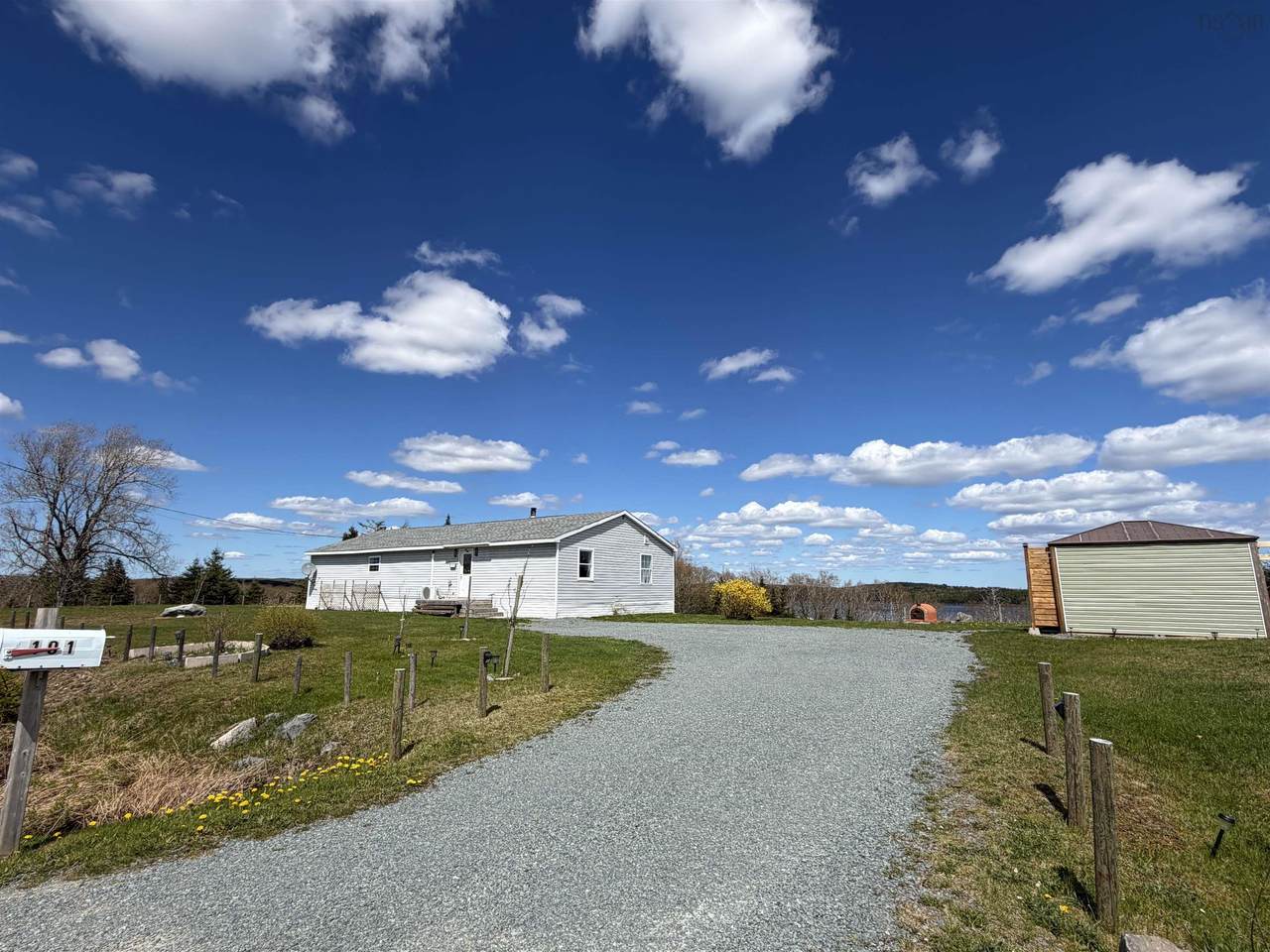 101 Scrivens Road - Photo 1