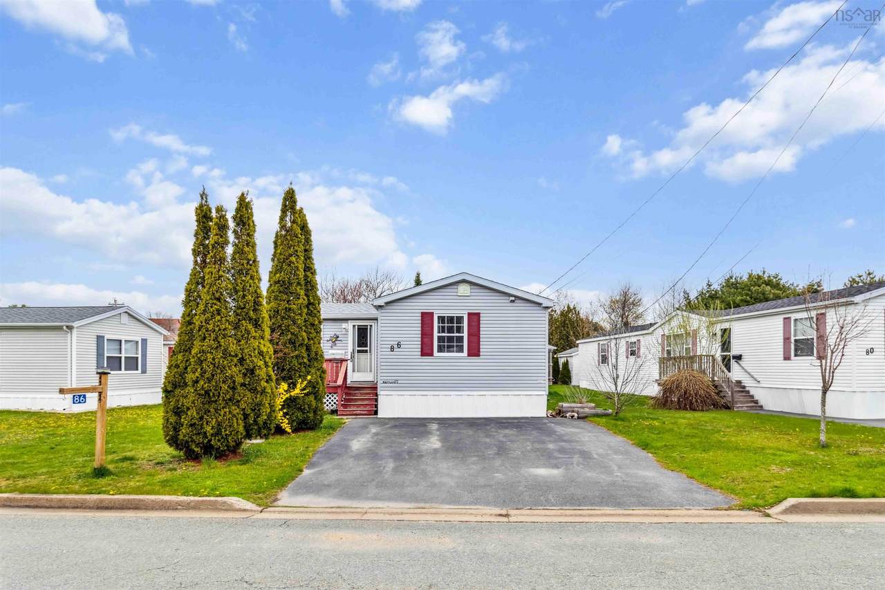 86 Thomson Drive - Photo 1