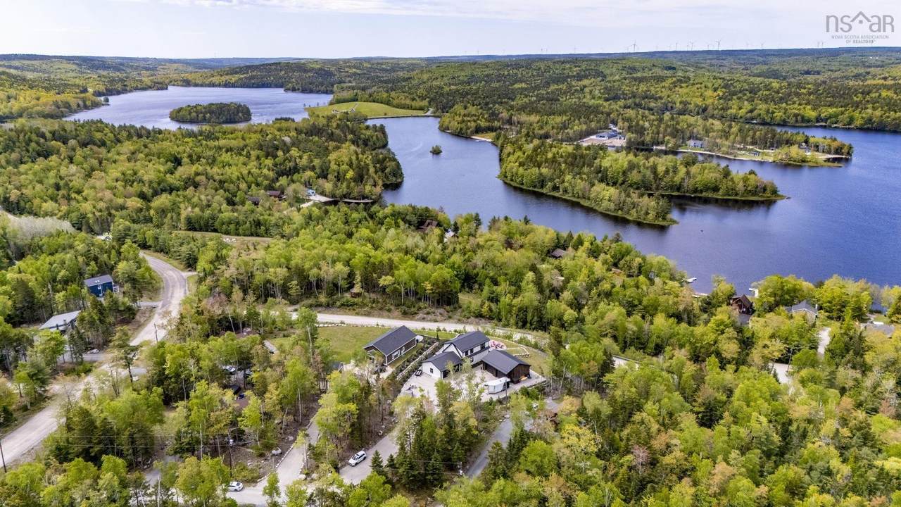 https://bt-photos.global.ssl.fastly.net/novascotia/1280_boomver_1_202613851-2.jpg