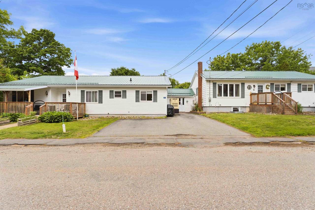 9 Freeman Street - Photo 1