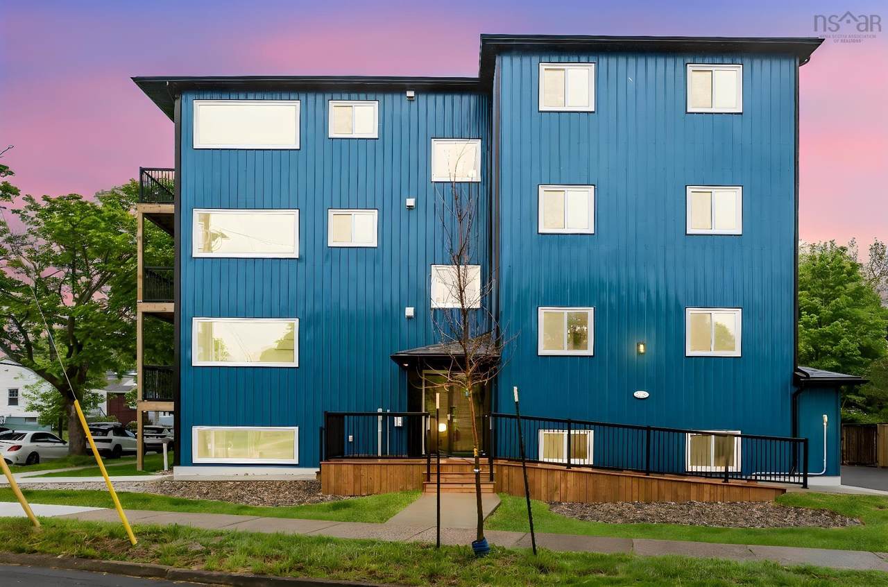 5698 Normandy Drive - Photo 1