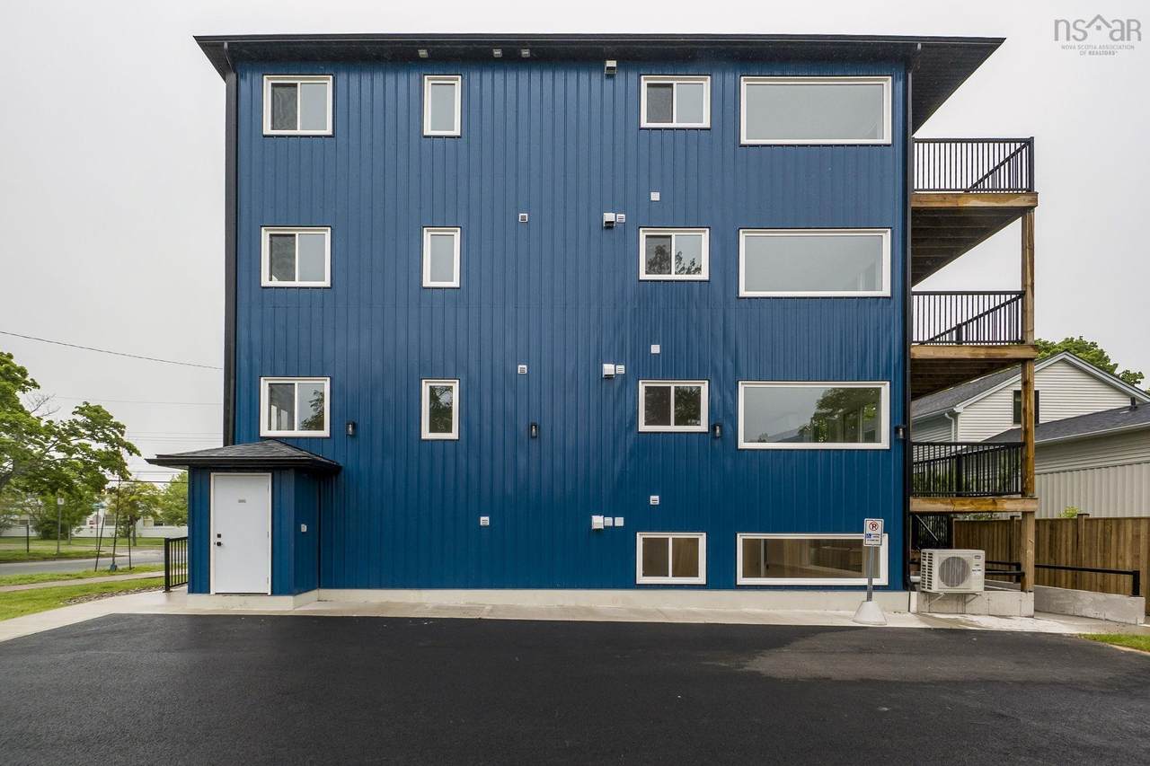 https://bt-photos.global.ssl.fastly.net/novascotia/1280_boomver_1_202614551-2.jpg