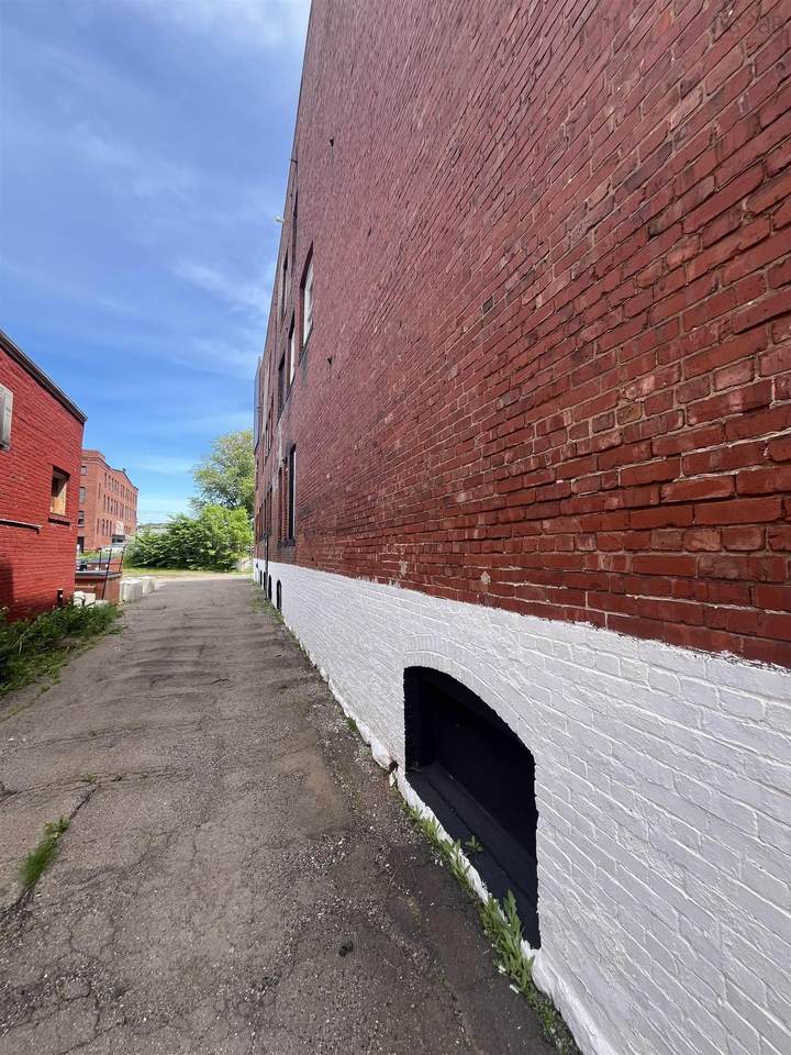 https://bt-photos.global.ssl.fastly.net/novascotia/1280_boomver_1_202614842-2.jpg