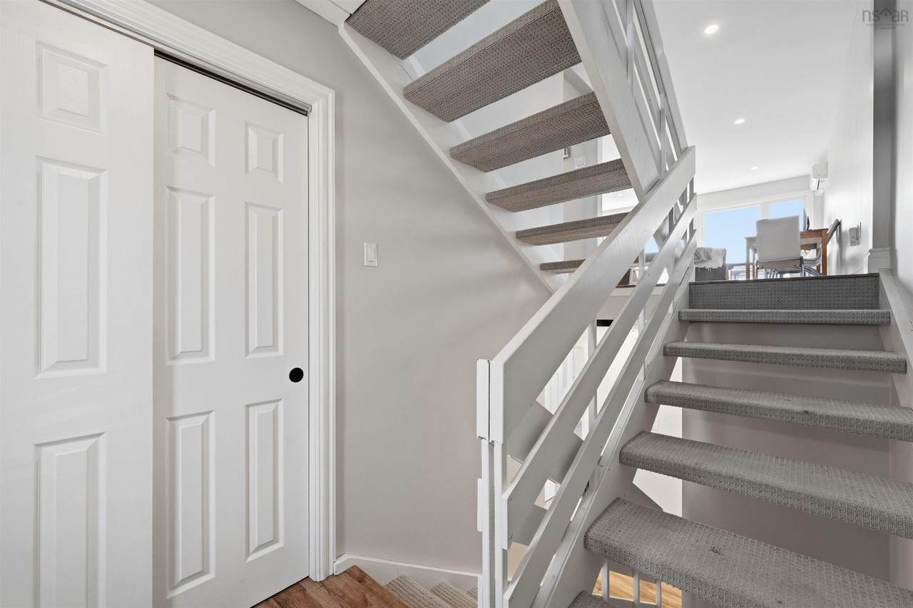 https://bt-photos.global.ssl.fastly.net/novascotia/1280_boomver_1_202615243-2.jpg