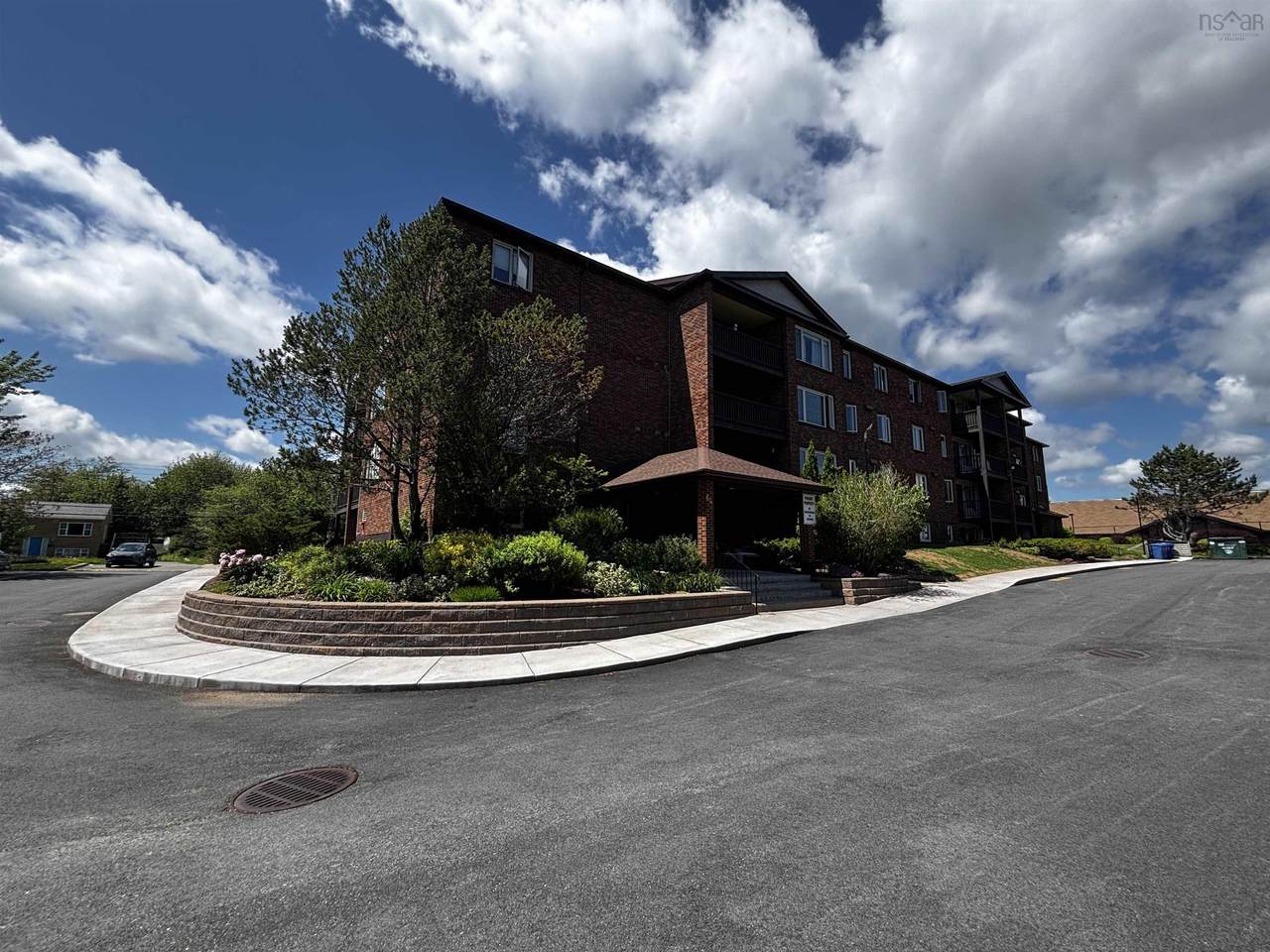 64 Cumberland Drive - Photo 1