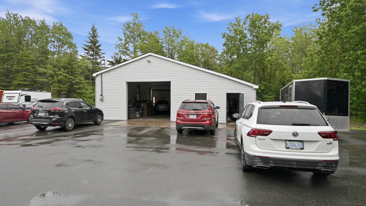 1040 Myra Road - Photo 1