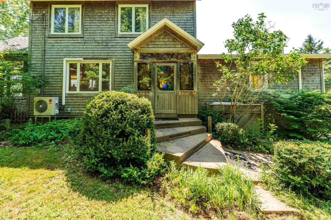 https://bt-photos.global.ssl.fastly.net/novascotia/1280_boomver_1_202616410-2.jpg