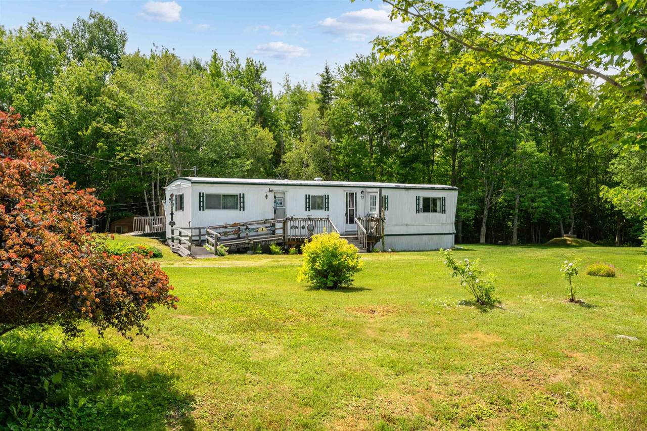 172 Llewellyn Road - Photo 1