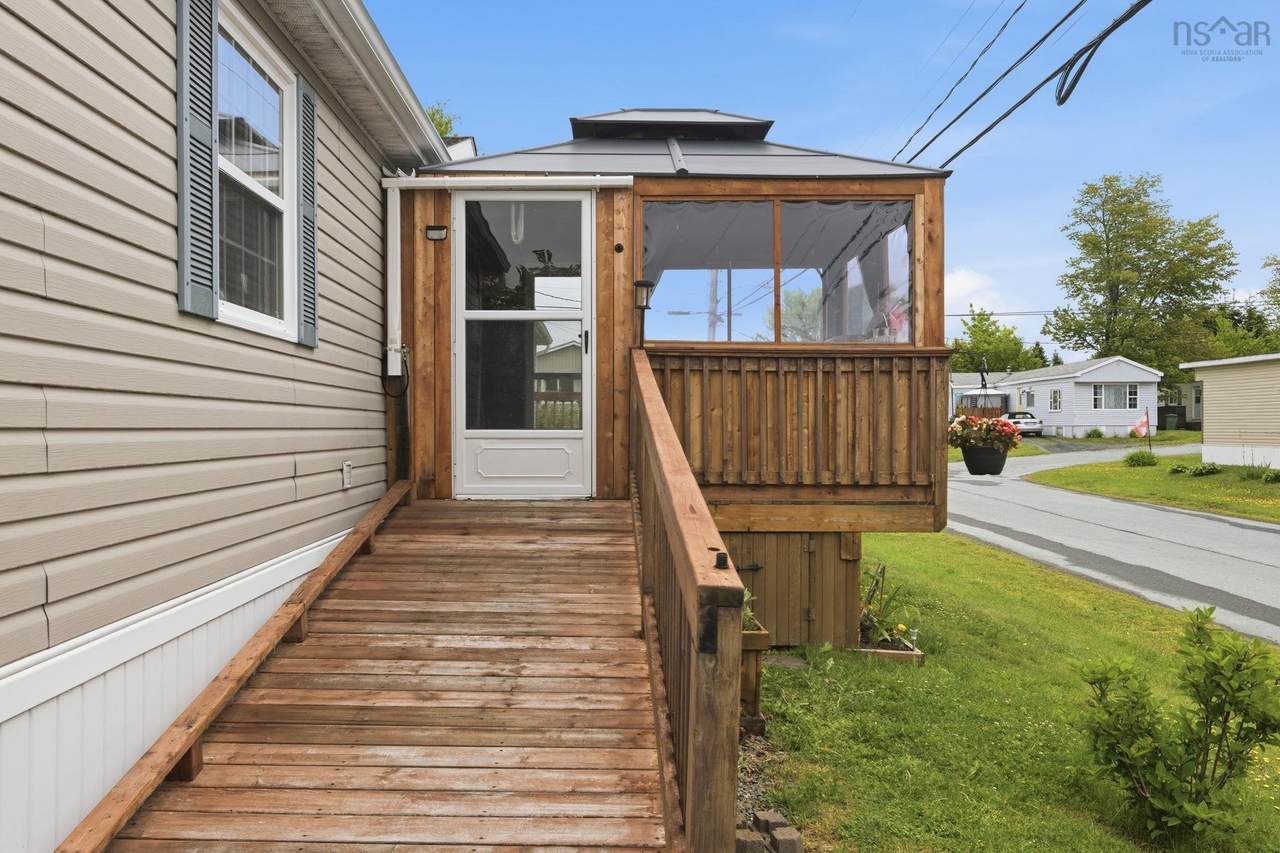 https://bt-photos.global.ssl.fastly.net/novascotia/1280_boomver_1_202617401-2.jpg