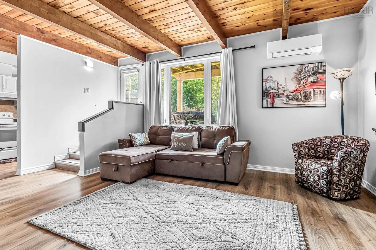 203 Ross Street - Photo 1