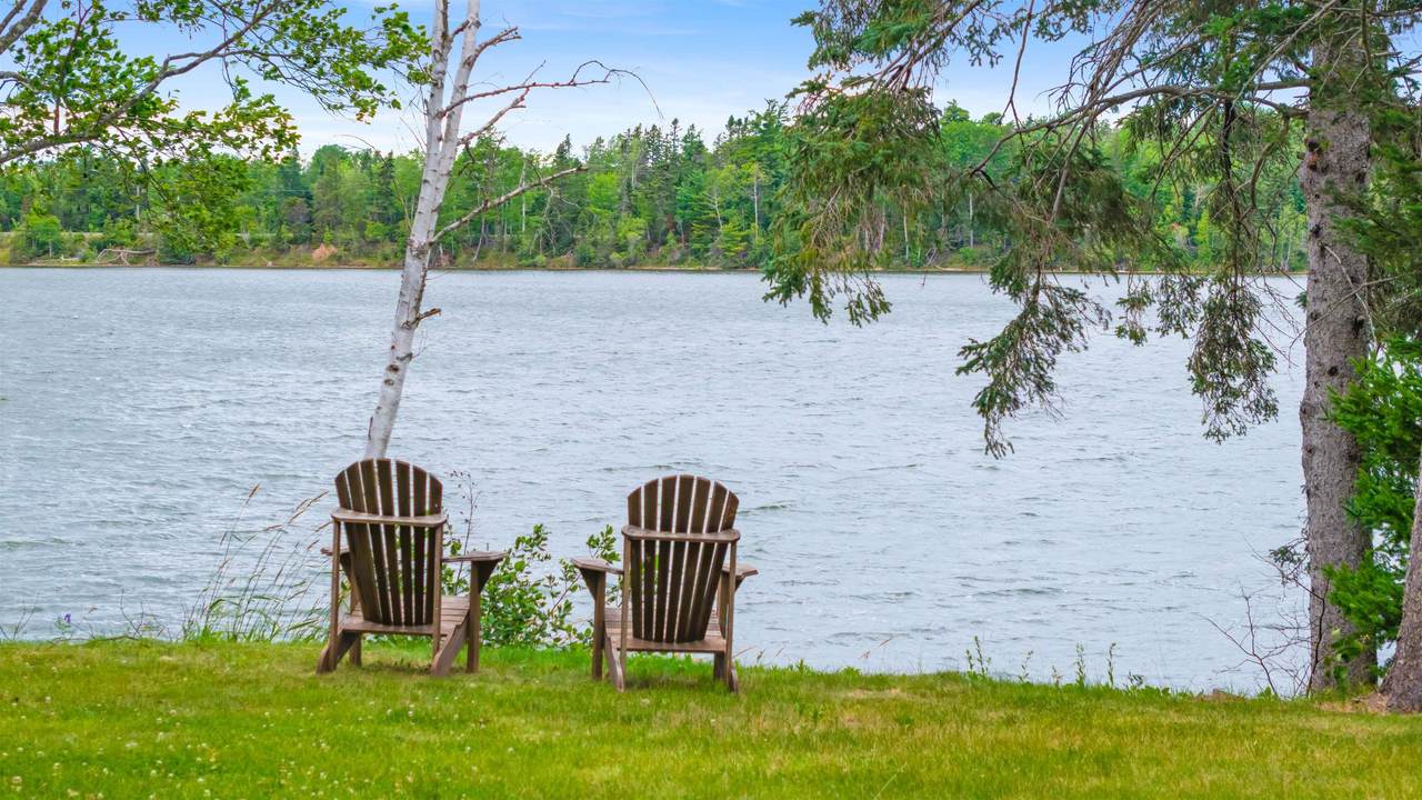 https://bt-photos.global.ssl.fastly.net/novascotia/1280_boomver_1_202618119-2.jpg