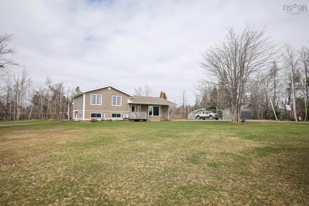 1127 Ferry Road - Photo 1