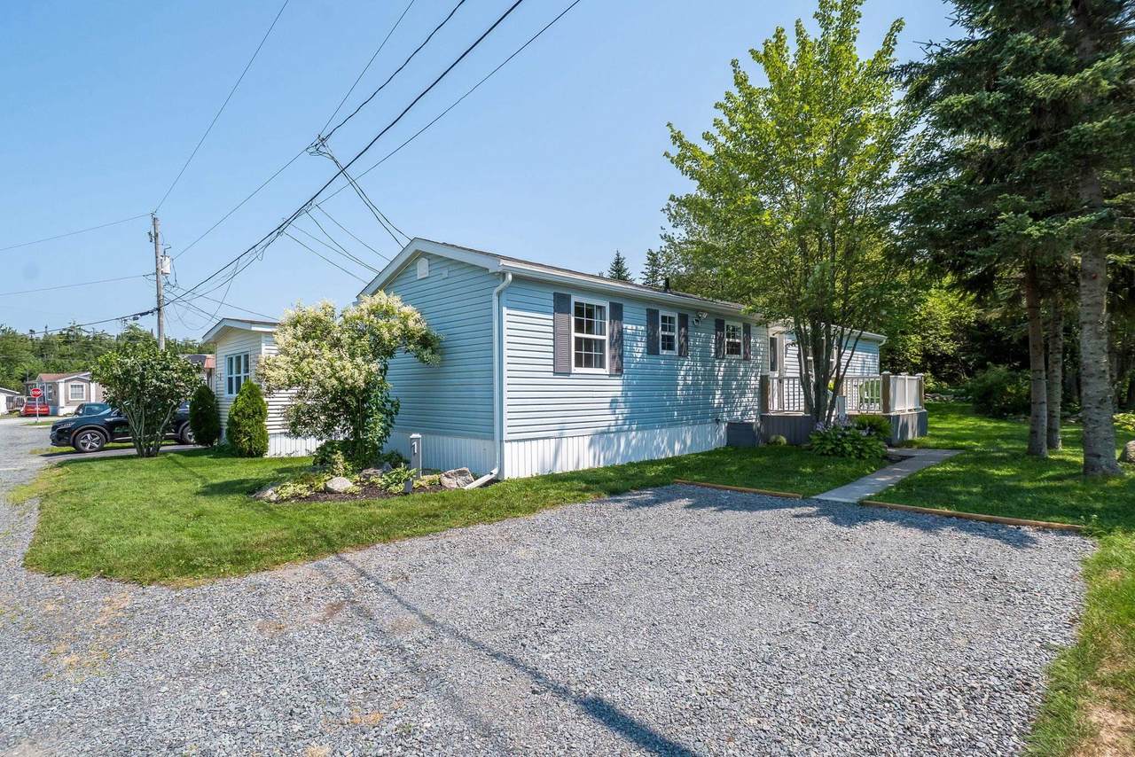 1 Wilbert Devoe Crescent - Photo 1