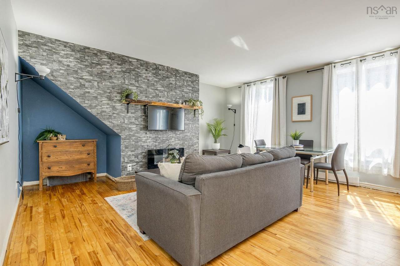 https://bt-photos.global.ssl.fastly.net/novascotia/1280_boomver_1_202620520-2.jpg