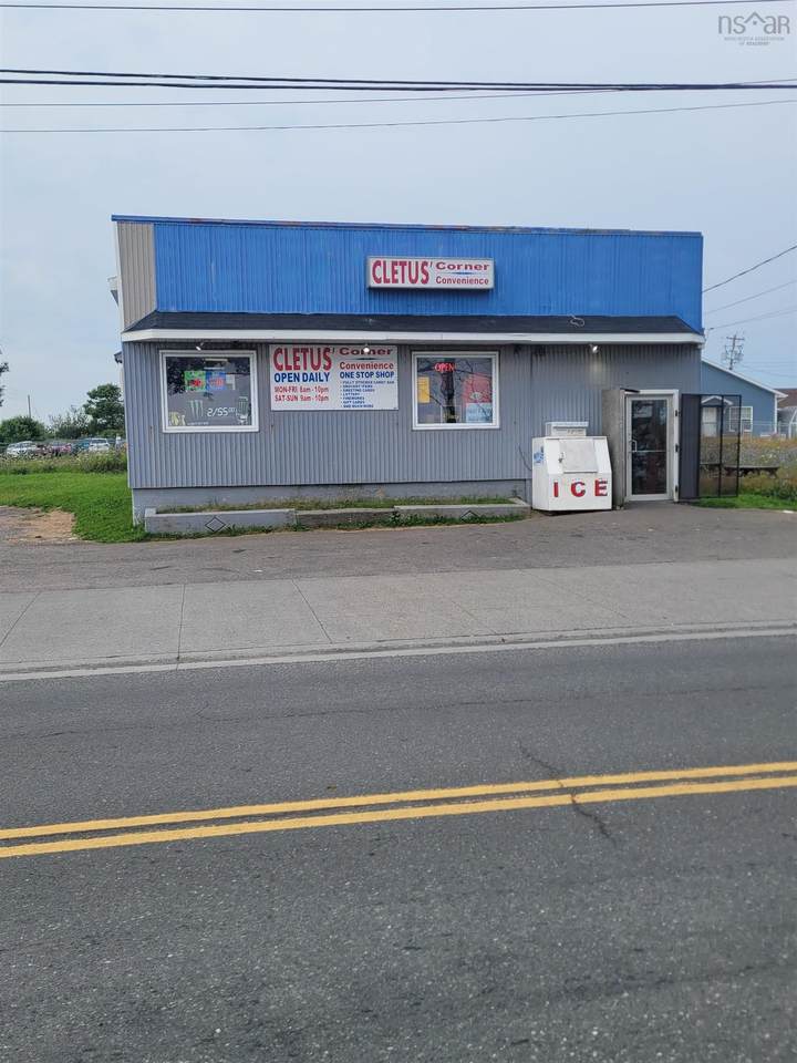 115 West Avenue - Photo 1