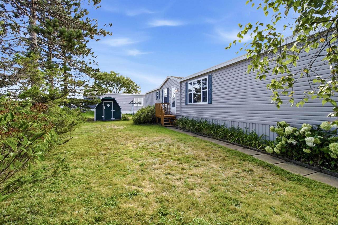 22 Davis Drive - Photo 1
