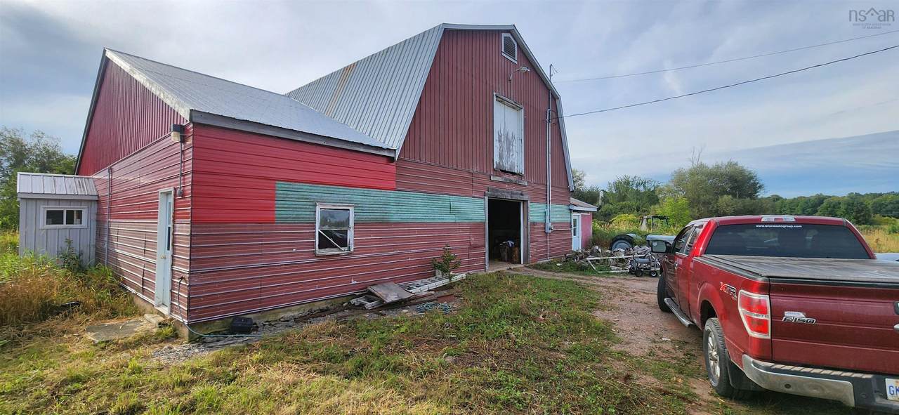 122 Willow Avenue - Photo 1