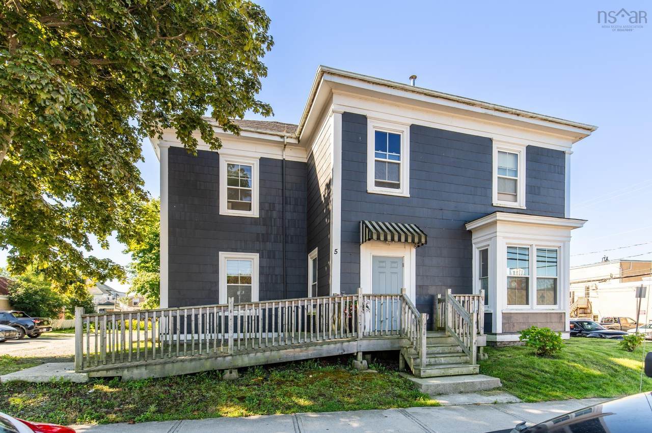 5 Parade Street - Photo 1