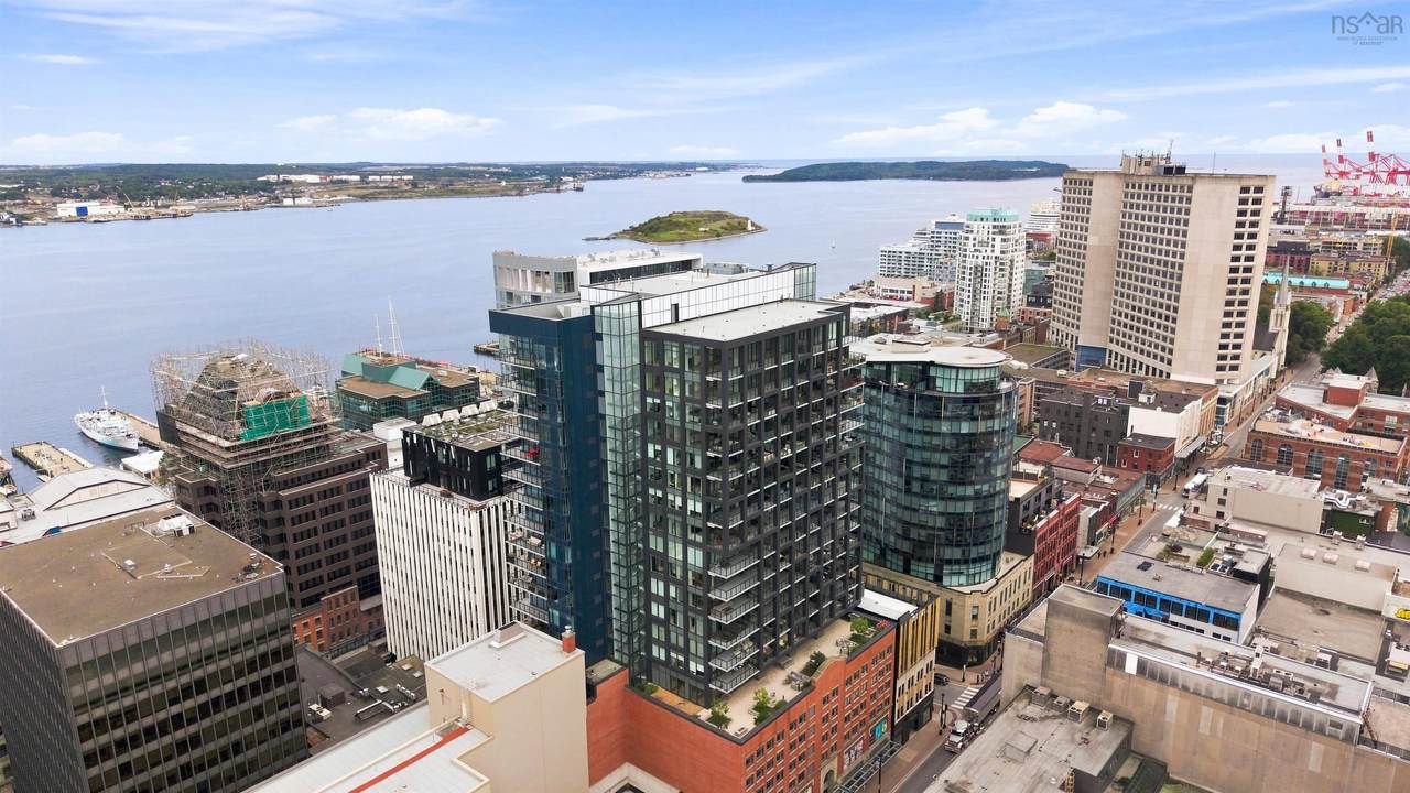 1650 Granville Street - Photo 1