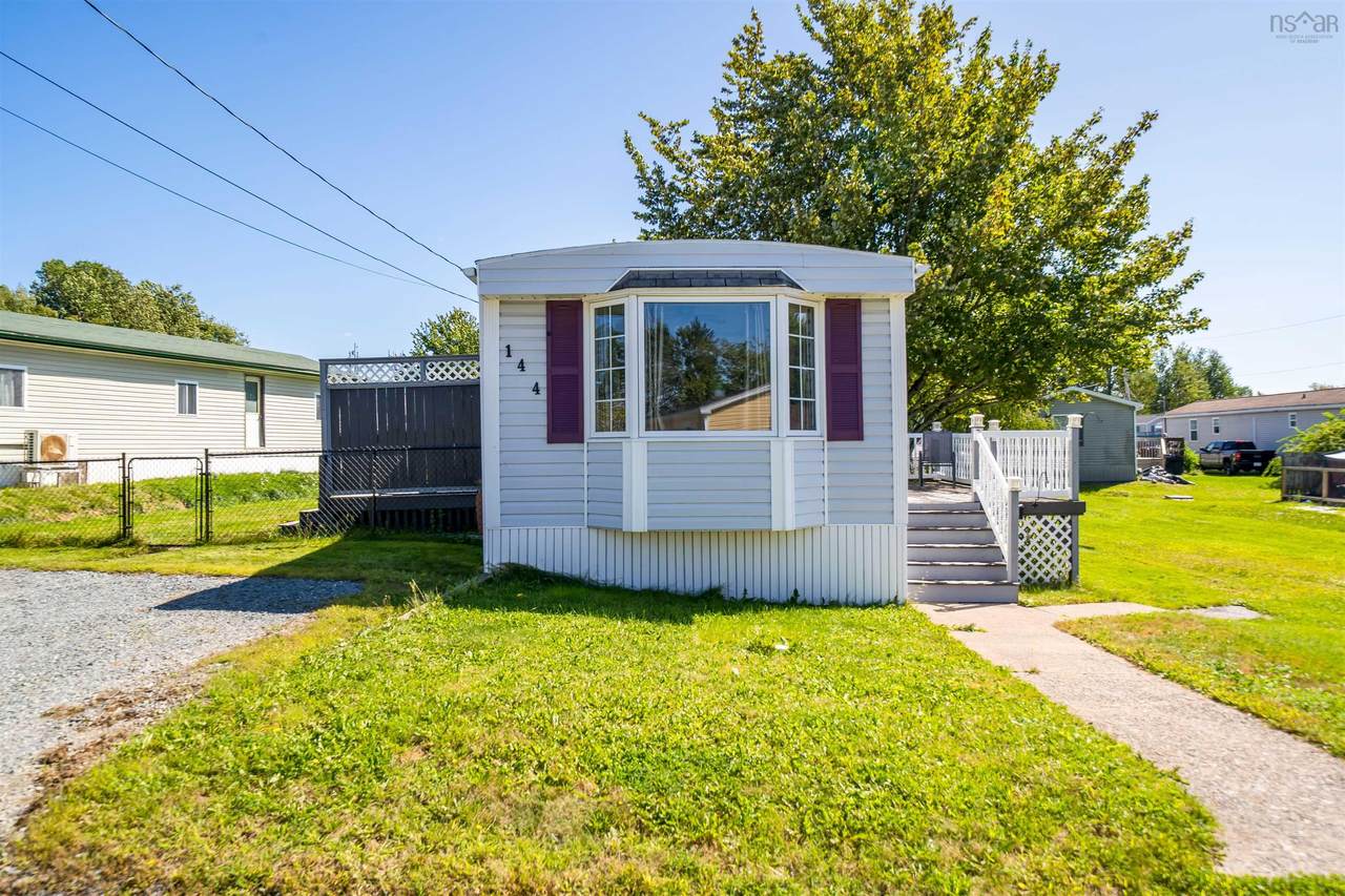 144 Hilltop Drive - Photo 1