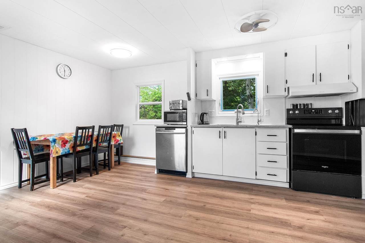 https://bt-photos.global.ssl.fastly.net/novascotia/1280_boomver_1_202623460-2.jpg
