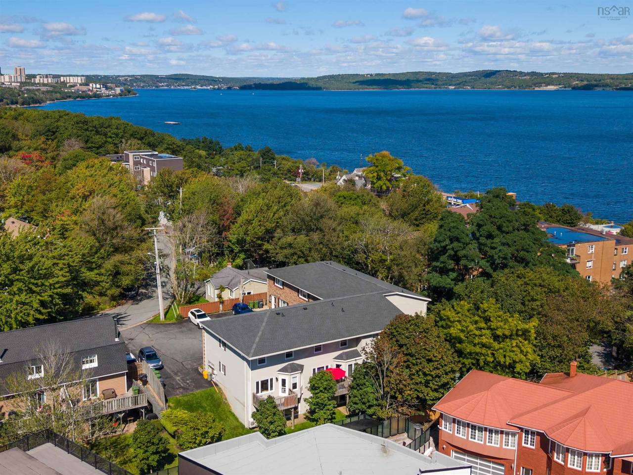 https://bt-photos.global.ssl.fastly.net/novascotia/1280_boomver_1_202624099-2.jpg