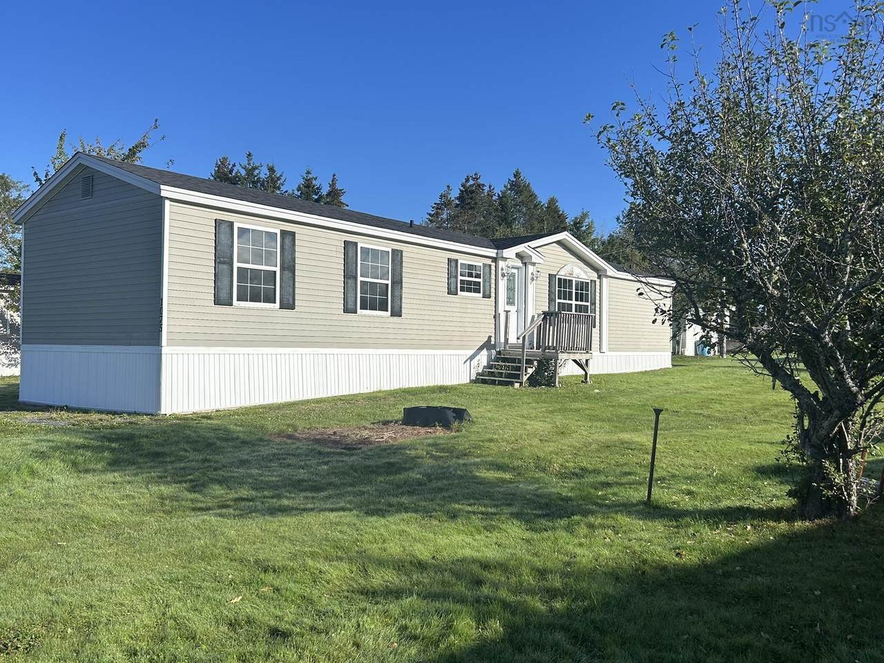 1075 Waddens Court - Photo 1