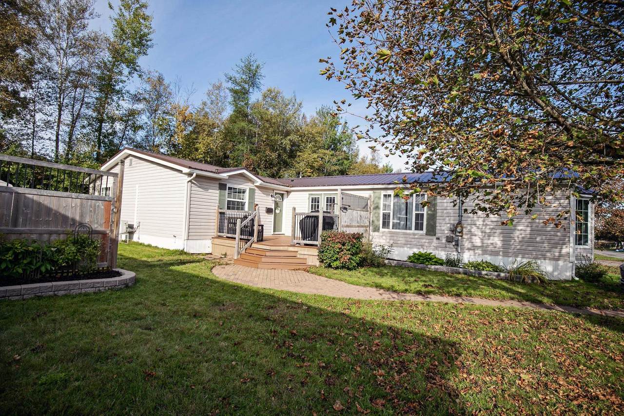 https://bt-photos.global.ssl.fastly.net/novascotia/1280_boomver_1_202624429-2.jpg