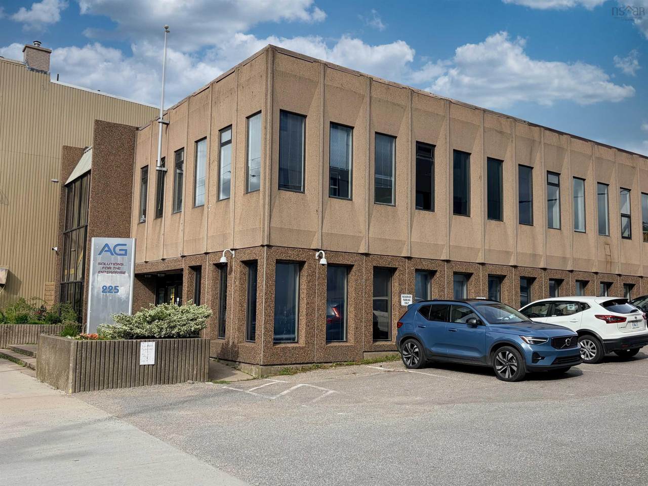 225 Charlotte Street - Photo 1